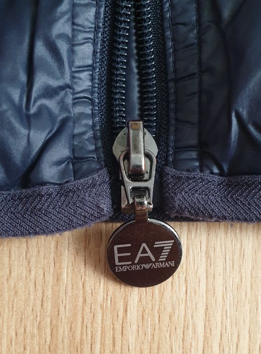 Geacă de puf EMPORIO  ARMANI bărbați, marimea XL