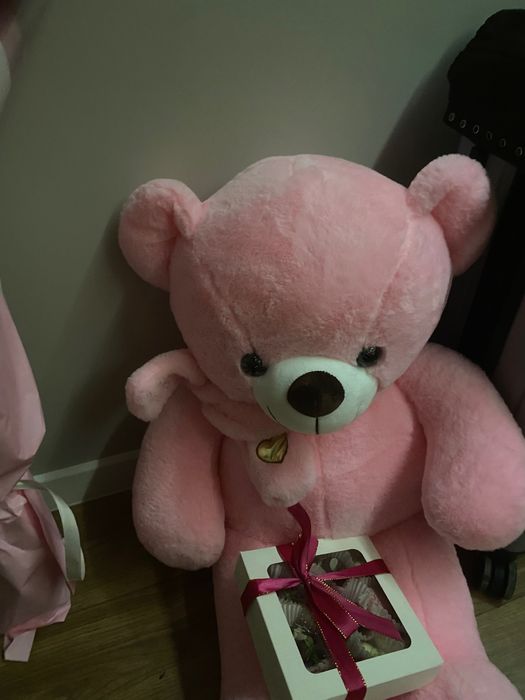 Продам цветы + мишка + клубника в шоколаде