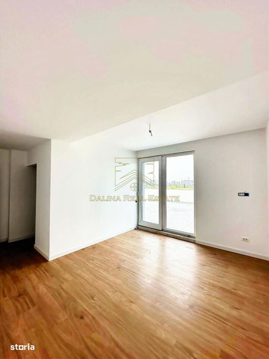 Apartament - 3 Camere, Terasa 87.2 Mp, 223.5 Mp Total