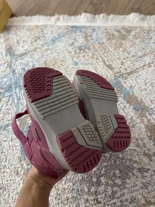 Продам зимние дутики