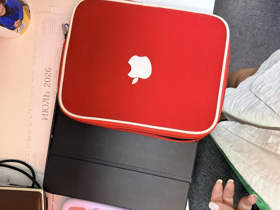 Чехол для iPad в отличном состоянии