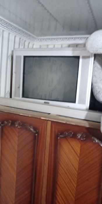 Телевизор  ескі домашный