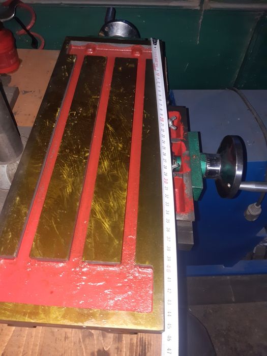 Кръстата маса за бормашина