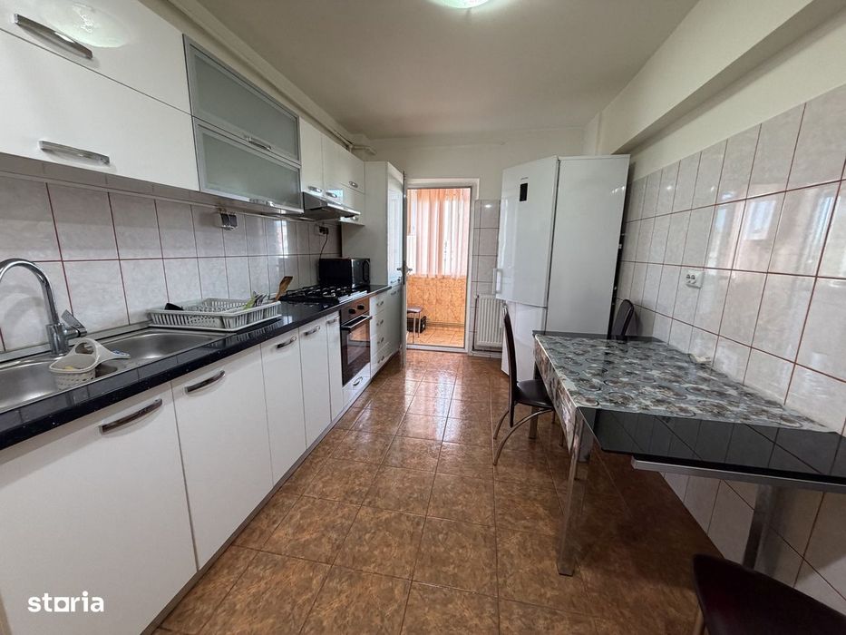 Chirie Apartament 3 camere Mioveni, 2 bai, ultracentral, mobilat