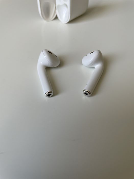 Airpods gen 1 с проблем