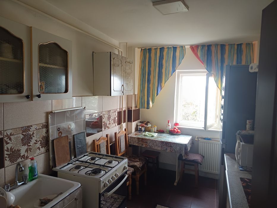 Schimb/ vand apartament 3 camere decomandat