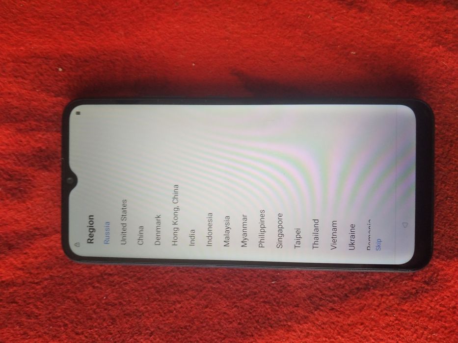 Продам на запчасти телефон Realme C11