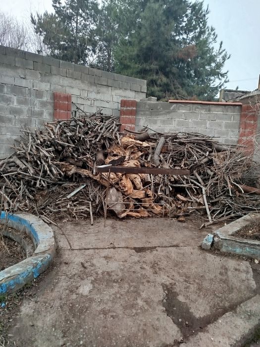 Утин Сотилади, Меваники,, Тол дарахт,,Сосна,,ва бошка утинлар.