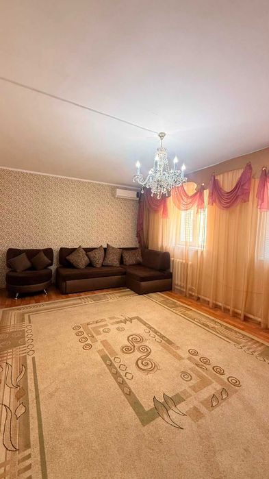 Продам 2 дома в центре 39 млн