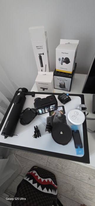 Insta360 Go Ultra Camera Video Sport Ultra-compacta 4K
