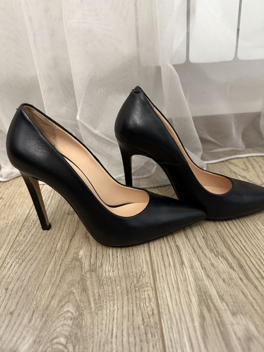 Туфли кожанные и замшевые