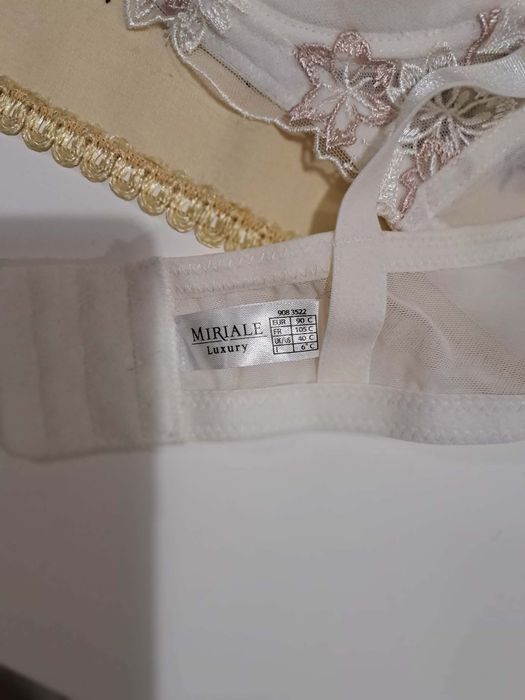 Сутиен ня Miriale luxury 90 C