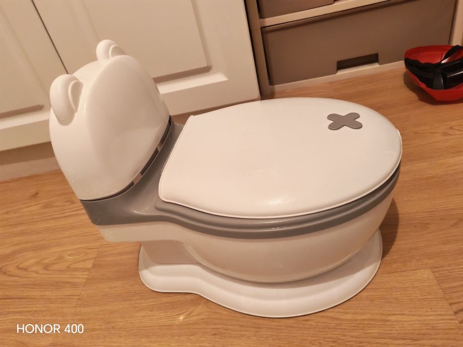 Продам гаршок детская и и кенгуру