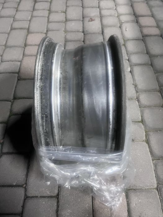 Диск r15. 6x139.7 одна шт