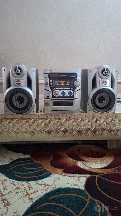 LG sentr holat zur  radio Aux bor holati zur chetdan keldi tinniq