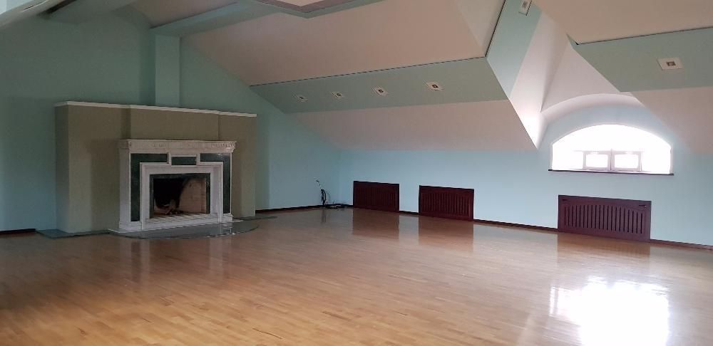 Сдаётся евродом в аренду, на долгосрочную основу под офис или варианты