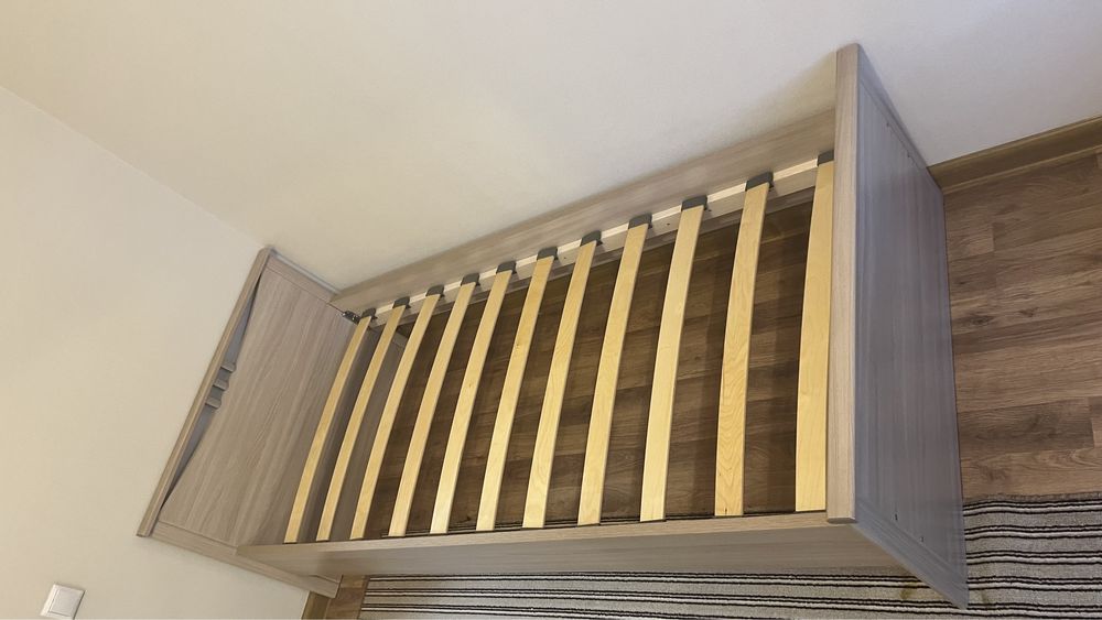 Новая односпальная кровать