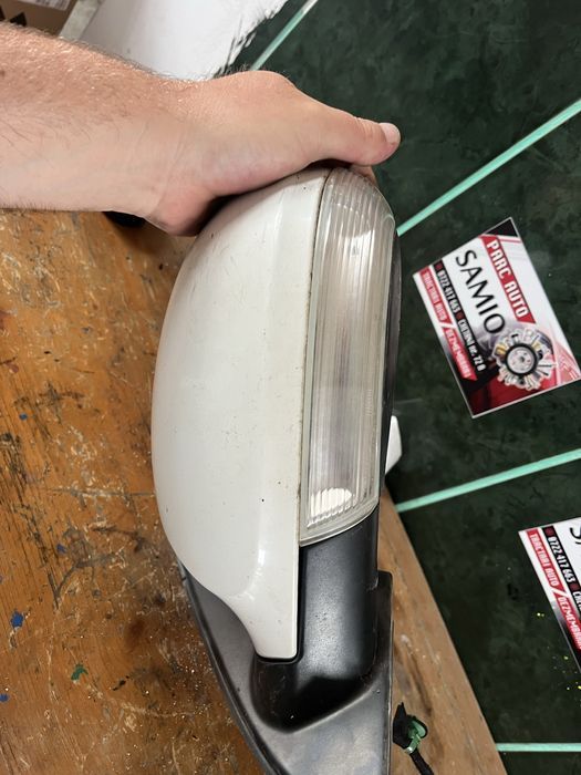 oglinda stanga passat b6 alb