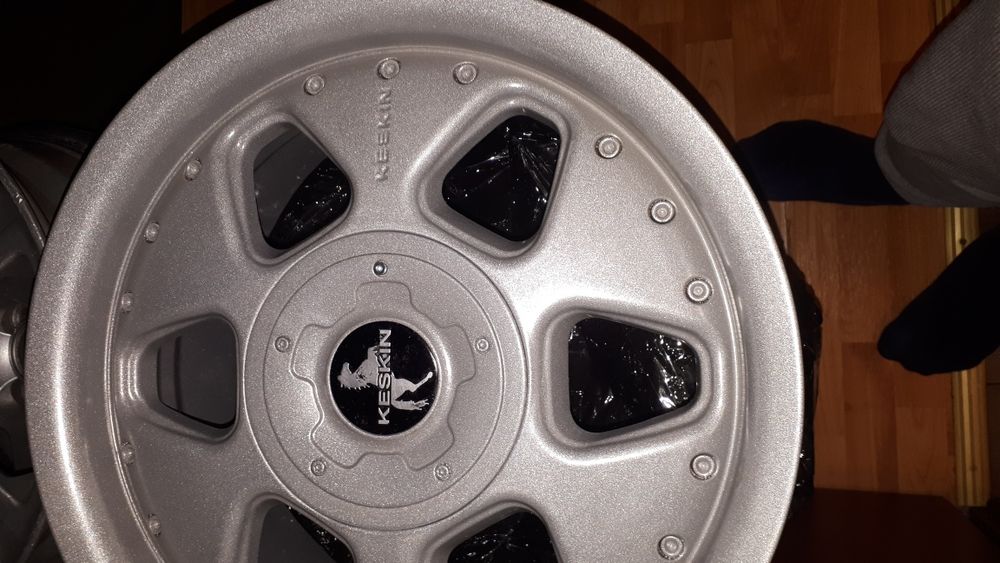 Vand,schimb Keskin kt5 r15 5x108/110,5x120 ,cu anvelope pirelli winter