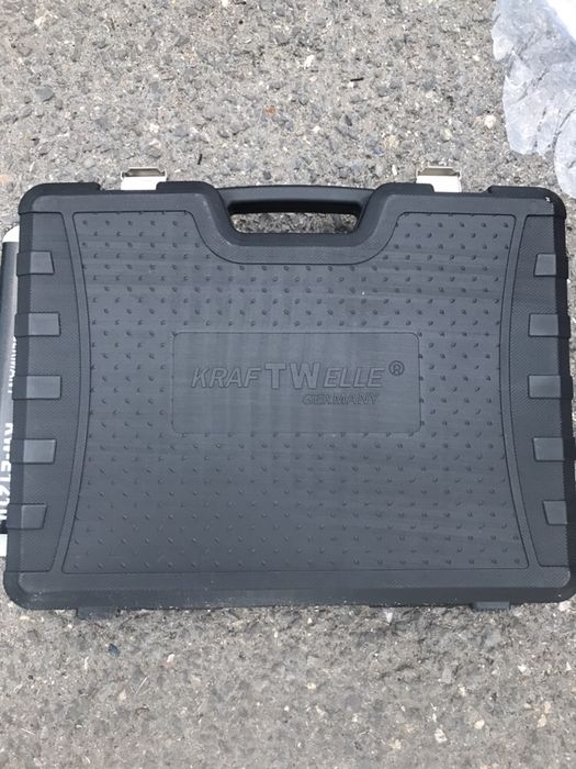 Немско Гидоре Гидория KRAFT WELLE 215 части с голям удароустойчив куфа