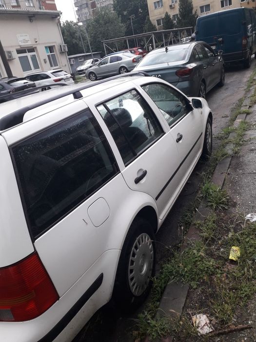 Se vinde volkswagen golf