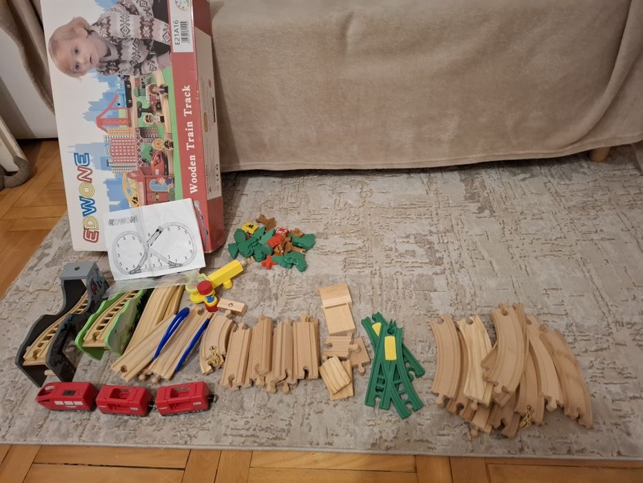 Set de lemn tren cu sina