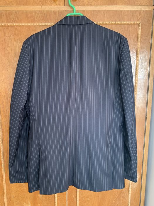 Costum barbati, bleumarin cu dungi