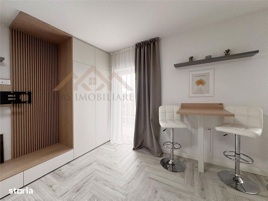 Garsoniera in bloc nou cu terasa mare, str. Anton Pann