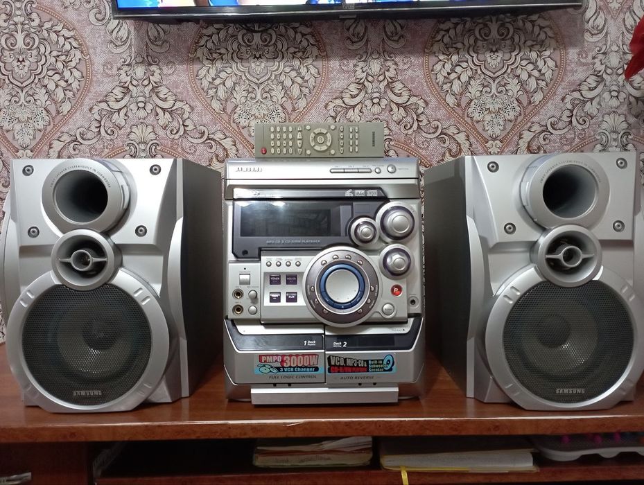 Samsung 3000 Wat Xolati Yangi Desaxam bo'ladi Deyarli ishlamagan