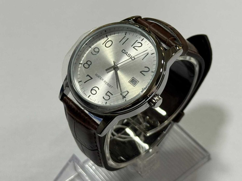 Часовник Casio MTP-V002L-7B2