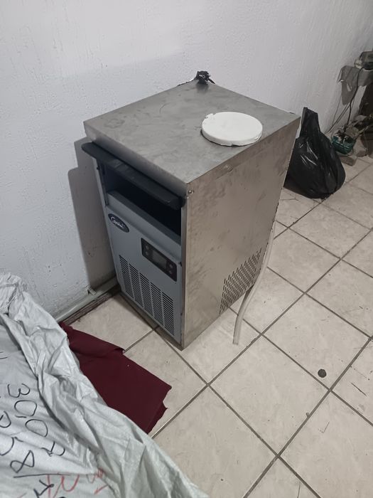 Ледный генератор мұз шығаратын аппарат