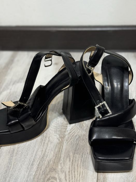 Туфли черные кожа