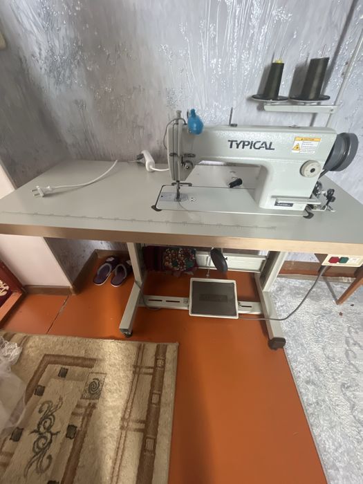 Швейные машинка