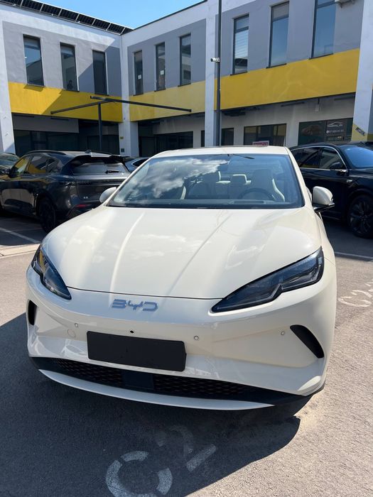 BYD seal 06/2025 yili