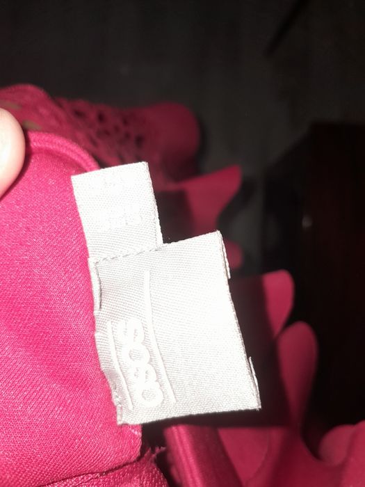 продам платье красного цвета