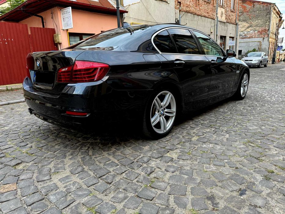 BMW 5 Series 2015 — imagine 4