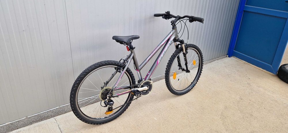 Алуминиев дамски велосипед IDEAL колело 26"