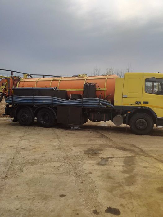 Vand autovidanja combinata VOLVO