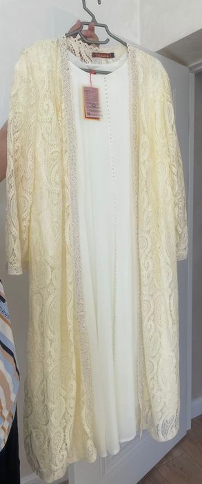 Платья нарядная, красивая