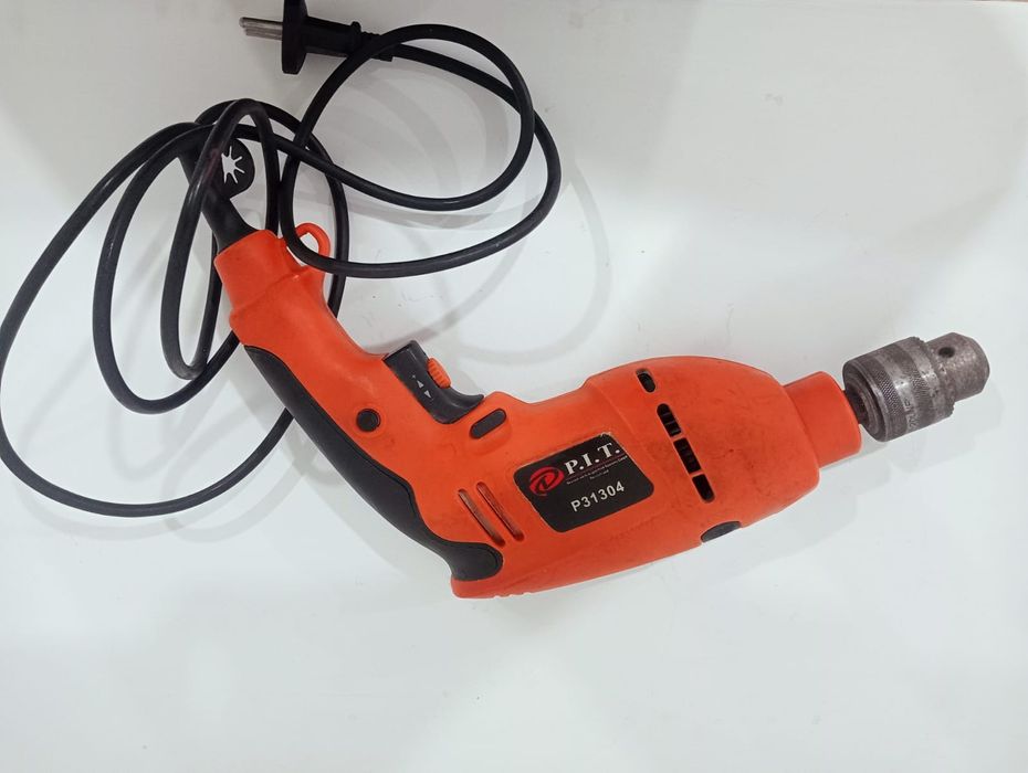 Продаю дрель пит