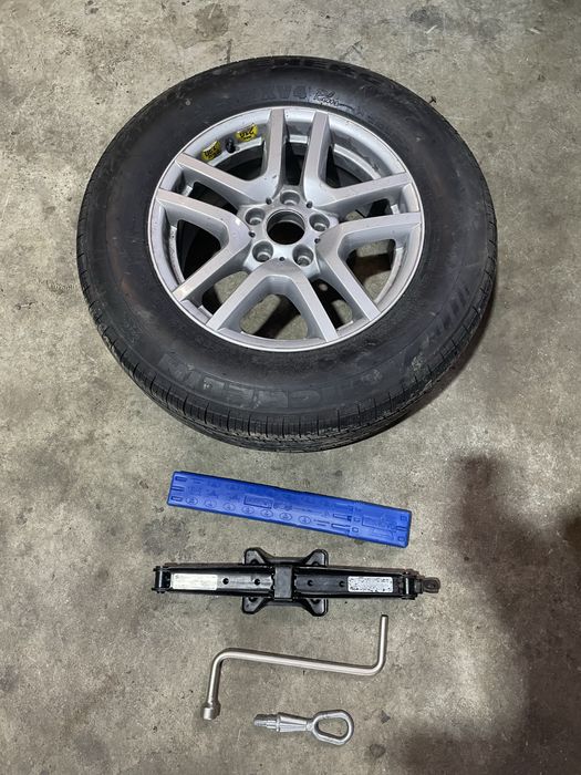 Резервна гума/ крик/ ключ БМВ Х5, Е53 (guma, krik bmw e53)