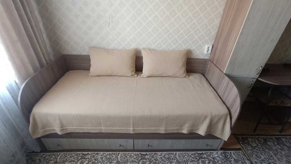 Продам кровать подростковую
