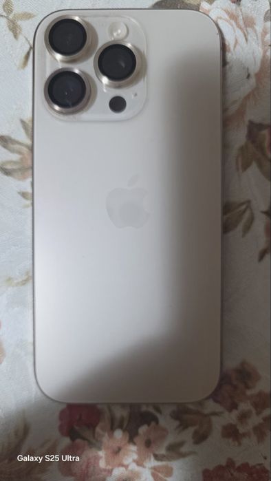 iPhone 16 Pro 256GB Desert Gold