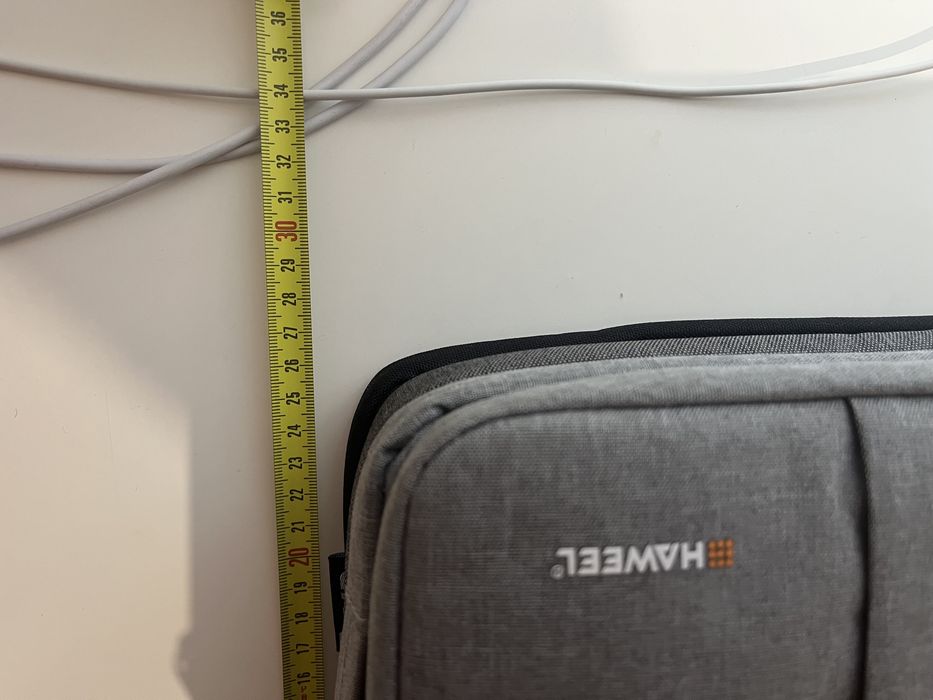 Geanta laptop 13 inch si 14 inch, sunt noi