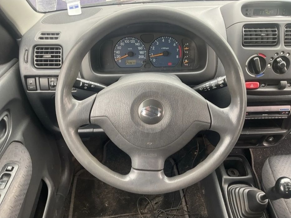 Vand Suzuki Ignis 1.3 2004 Coupe