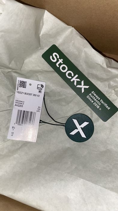 Yeezy Boost 350 V2 Beluga 2.0