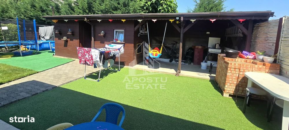 Casa individuala de vanzare cu 4 camere, 2 bai, terasa si foisor, Sag