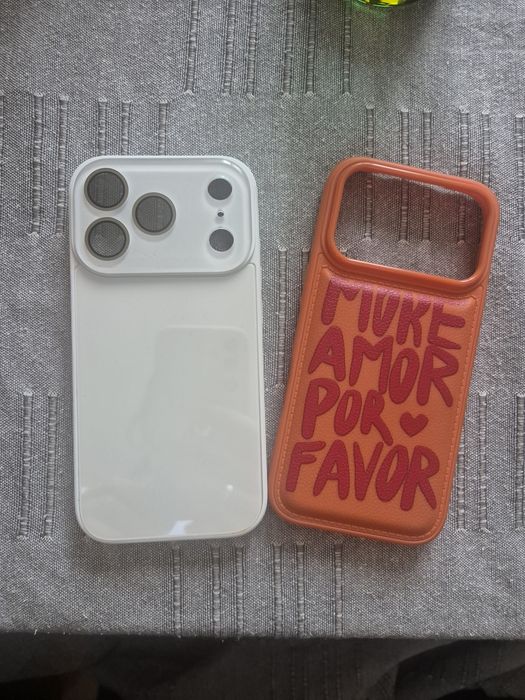Iphon 17 pro кейс