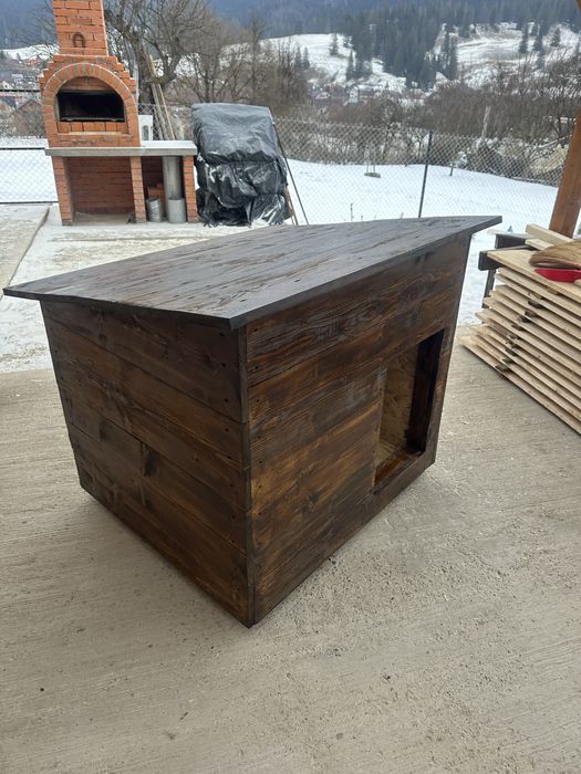 Cuşcă Câine Izolată Talie Mare lemn masiv