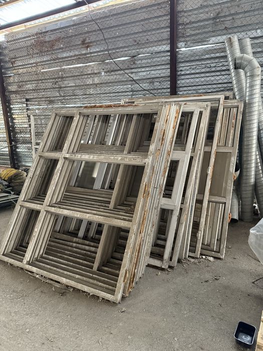 Продам пластиковое окна со стекламы